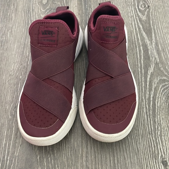 Vans maroon red shoes, no laces - Picture 3 of 6